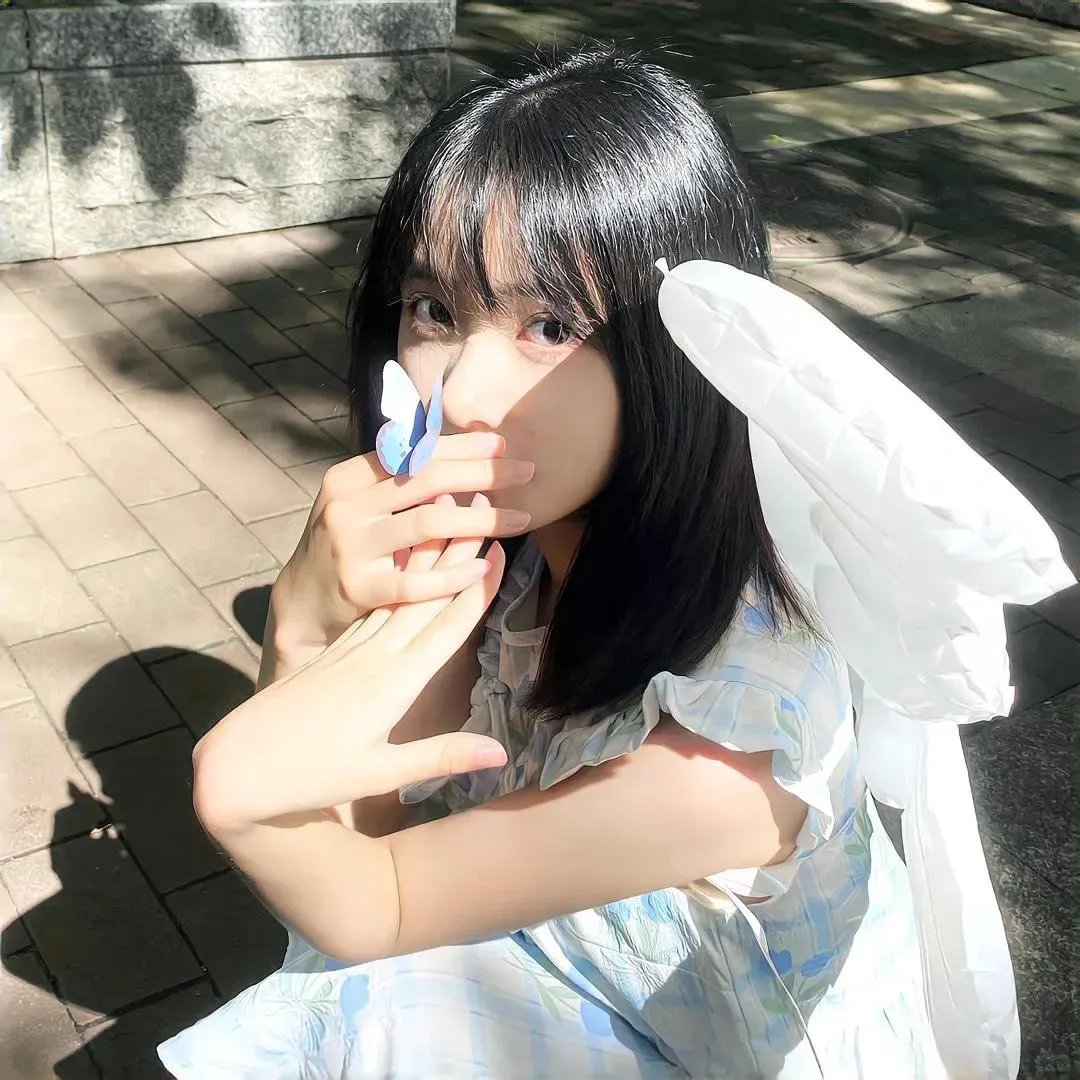 银色悬崖